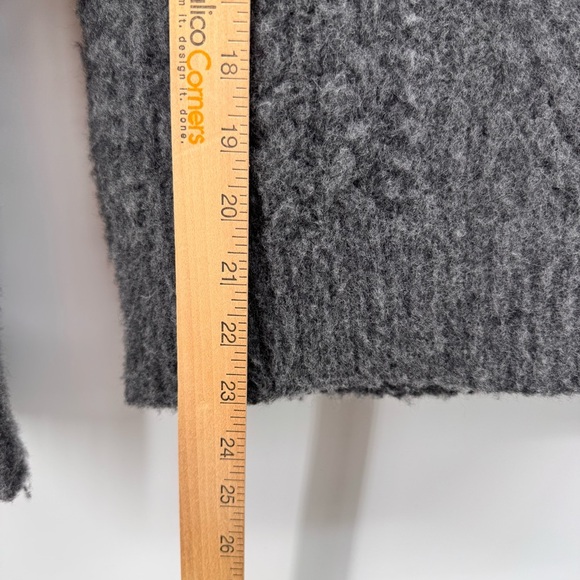 Marc by Marc Jacobs || Connolly Gray Stripe Cable Knit Wool Sweater Large - Picture 9 of 9